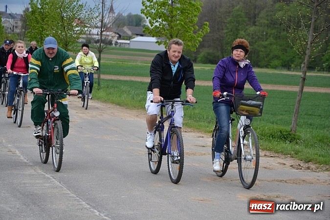 Zdjęcie w galerii na portalu naszraciborz.pl: Inauguracja sezonu rowerowego i nordic walking w gminie Krzyżanowice wiadomości z regionu