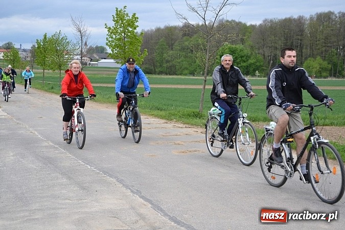 Zdjęcie w galerii na portalu naszraciborz.pl: Inauguracja sezonu rowerowego i nordic walking w gminie Krzyżanowice wiadomości z regionu