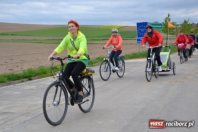 Zdjęcie w galerii na portalu naszraciborz.pl: Inauguracja sezonu rowerowego i nordic walking w gminie Krzyżanowice wiadomości z regionu