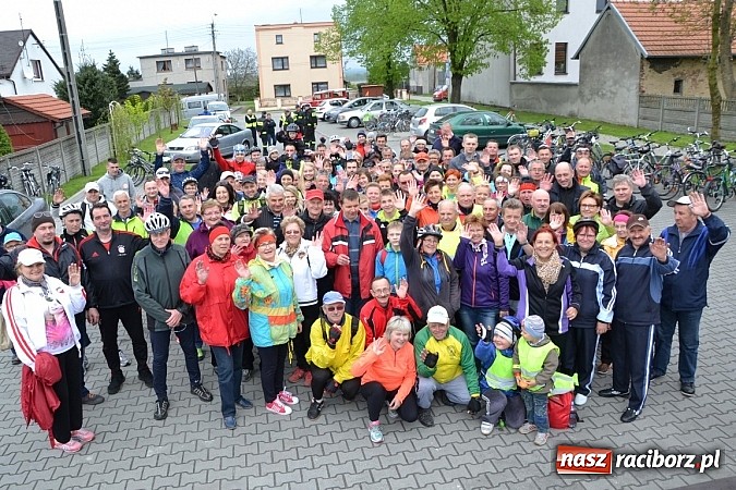 Zdjęcie w galerii na portalu naszraciborz.pl: Inauguracja sezonu rowerowego i nordic walking w gminie Krzyżanowice wiadomości z regionu