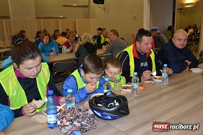 Zdjęcie w galerii na portalu naszraciborz.pl: Inauguracja sezonu rowerowego i nordic walking w gminie Krzyżanowice wiadomości z regionu
