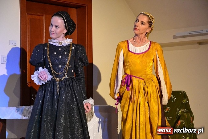 Zdjęcie w galerii na portalu naszraciborz.pl: Warsztaty tańca renesansowego i spektakl Farfurka Królowej Bony, czyli majówka na zamku  wiadomości z regionu