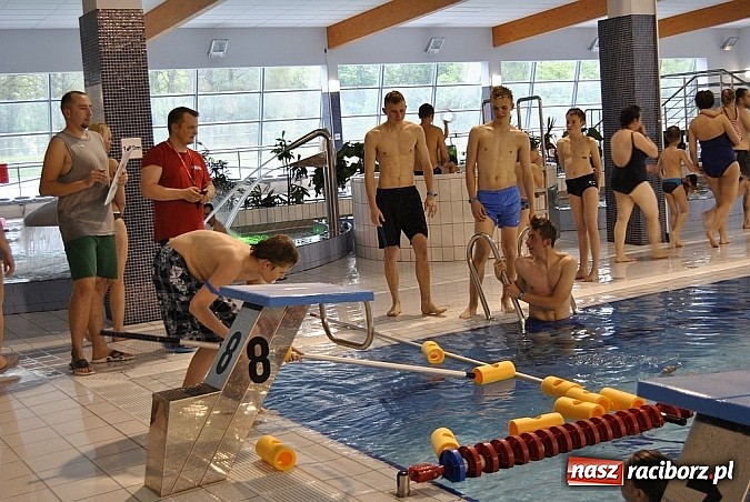 Zdjęcie w galerii na portalu naszraciborz.pl: Urodzinowe atrakcje na roczek H2Ostróg wiadomości z regionu