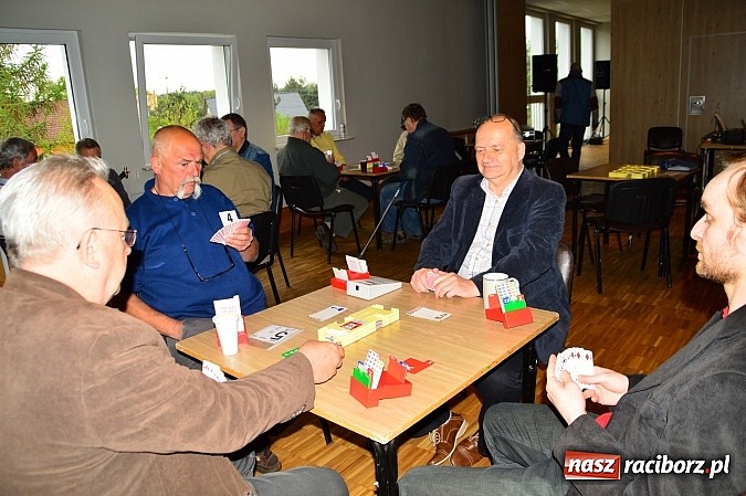 Zdjęcie w galerii na portalu naszraciborz.pl: W Kuźni Raciborskiej odbył się turniej w brydżu sportowym wiadomości z regionu