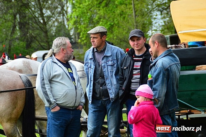 Zdjęcie w galerii na portalu naszraciborz.pl: Majówka konna w Kornicach rozpoczęta wiadomości z regionu