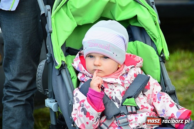 Zdjęcie w galerii na portalu naszraciborz.pl: Majówka konna w Kornicach rozpoczęta wiadomości z regionu