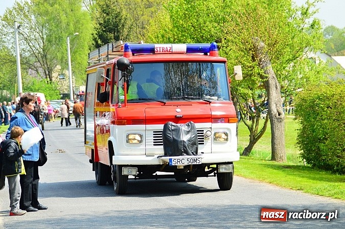 Zdjęcie w galerii na portalu naszraciborz.pl: Majówka konna w Kornicach rozpoczęta wiadomości z regionu