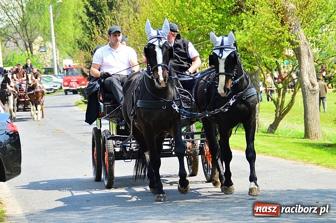 Zdjęcie w galerii na portalu naszraciborz.pl: Majówka konna w Kornicach rozpoczęta wiadomości z regionu