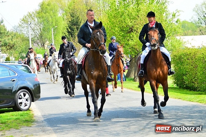 Zdjęcie w galerii na portalu naszraciborz.pl: Majówka konna w Kornicach rozpoczęta wiadomości z regionu