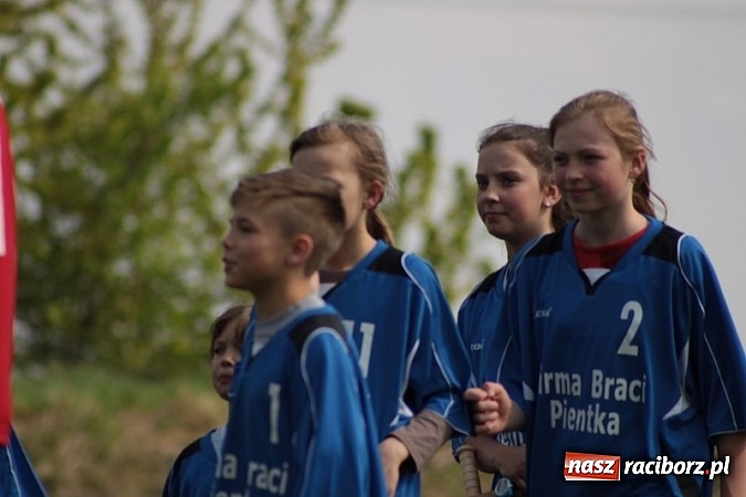 Zdjęcie w galerii na portalu naszraciborz.pl: Wojnowicka majówka rozpoczęta wiadomości z regionu