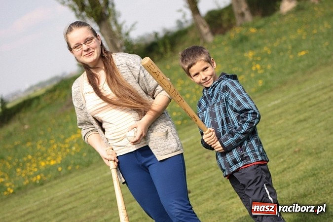 Zdjęcie w galerii na portalu naszraciborz.pl: Wojnowicka majówka rozpoczęta wiadomości z regionu