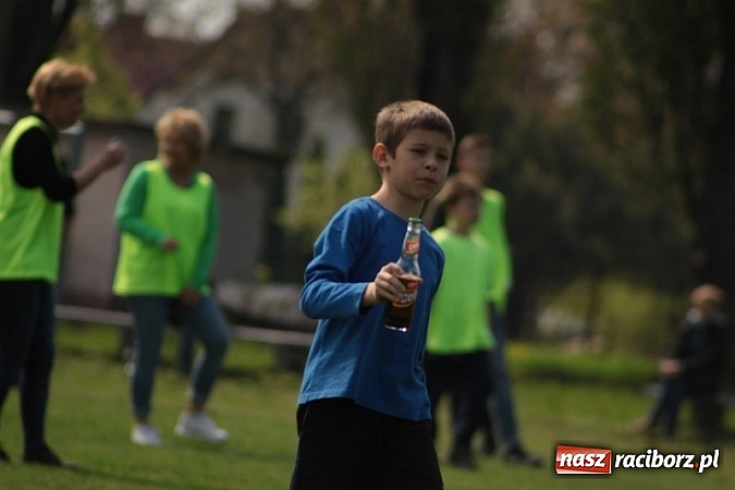 Zdjęcie w galerii na portalu naszraciborz.pl: Wojnowicka majówka rozpoczęta wiadomości z regionu