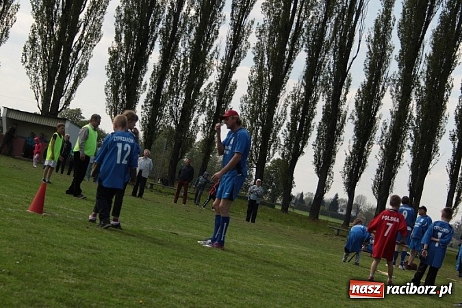 Zdjęcie w galerii na portalu naszraciborz.pl: Wojnowicka majówka rozpoczęta wiadomości z regionu