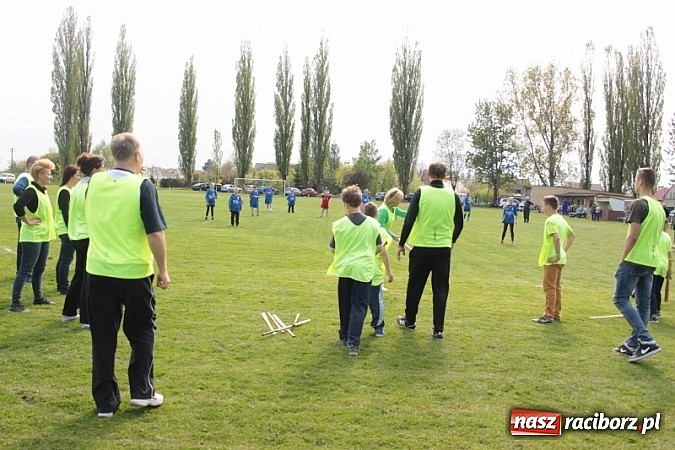 Zdjęcie w galerii na portalu naszraciborz.pl: Wojnowicka majówka rozpoczęta wiadomości z regionu
