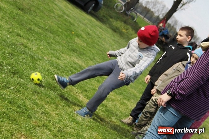 Zdjęcie w galerii na portalu naszraciborz.pl: Wojnowicka majówka rozpoczęta wiadomości z regionu