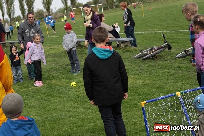 Zdjęcie w galerii na portalu naszraciborz.pl: Wojnowicka majówka rozpoczęta wiadomości z regionu