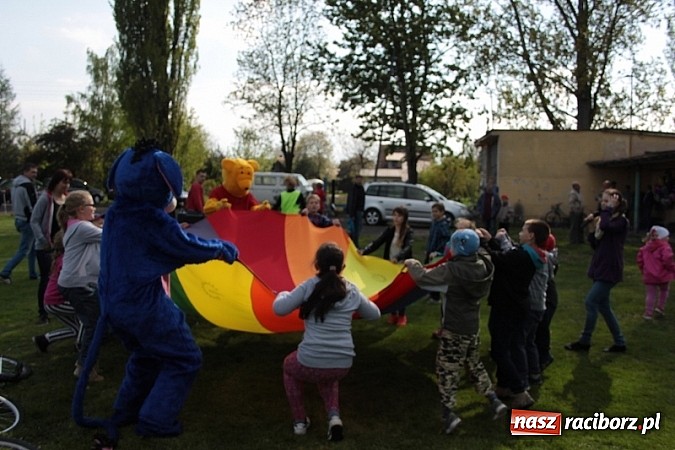 Zdjęcie w galerii na portalu naszraciborz.pl: Wojnowicka majówka rozpoczęta wiadomości z regionu
