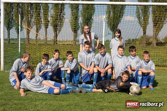 Zdjęcie w galerii na portalu naszraciborz.pl: Wojnowicka majówka rozpoczęta wiadomości z regionu