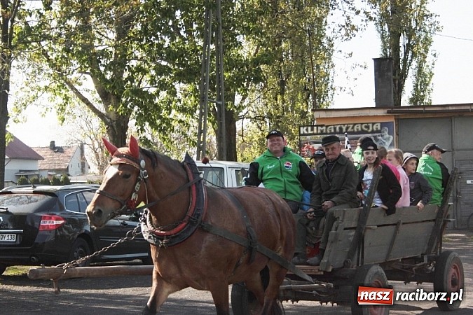 Zdjęcie w galerii na portalu naszraciborz.pl: Wojnowicka majówka rozpoczęta wiadomości z regionu