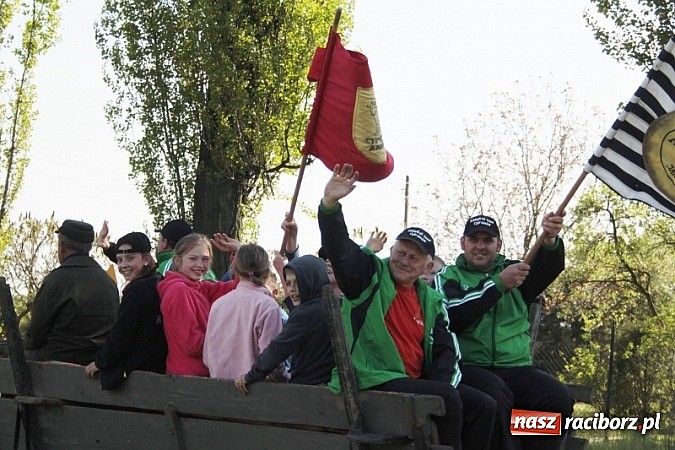 Zdjęcie w galerii na portalu naszraciborz.pl: Wojnowicka majówka rozpoczęta wiadomości z regionu