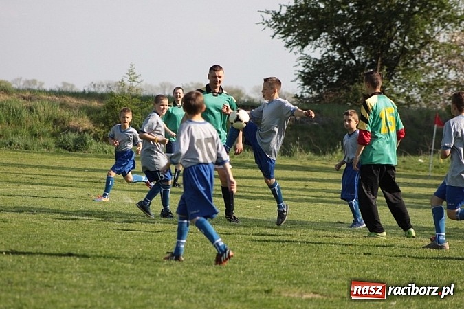Zdjęcie w galerii na portalu naszraciborz.pl: Wojnowicka majówka rozpoczęta wiadomości z regionu