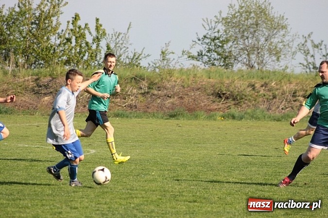 Zdjęcie w galerii na portalu naszraciborz.pl: Wojnowicka majówka rozpoczęta wiadomości z regionu