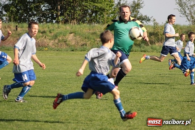 Zdjęcie w galerii na portalu naszraciborz.pl: Wojnowicka majówka rozpoczęta wiadomości z regionu