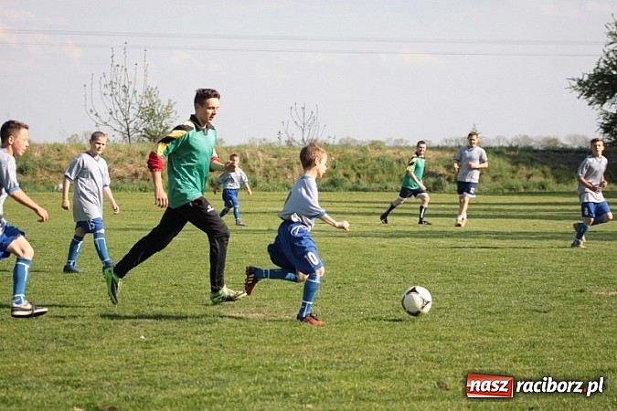 Zdjęcie w galerii na portalu naszraciborz.pl: Wojnowicka majówka rozpoczęta wiadomości z regionu