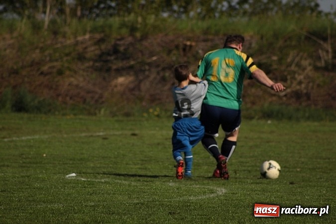 Zdjęcie w galerii na portalu naszraciborz.pl: Wojnowicka majówka rozpoczęta wiadomości z regionu