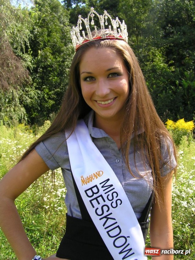 Zdjęcie w galerii na portalu naszraciborz.pl: MISS z wizytą w Raciborzu wiadomości z regionu