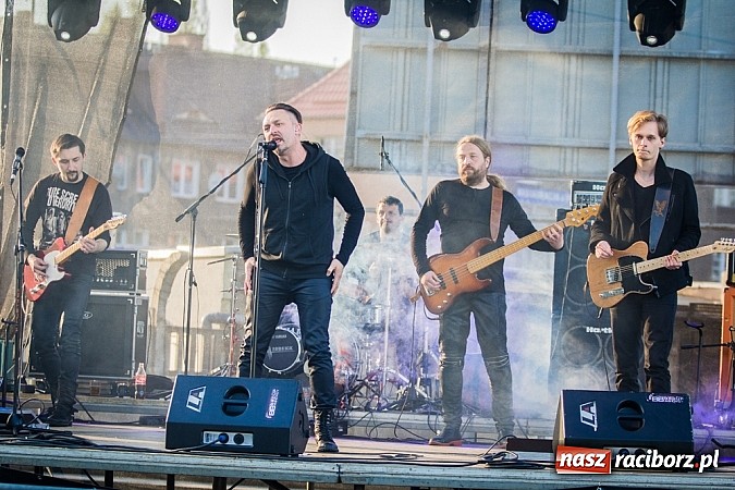 Zdjęcie w galerii na portalu naszraciborz.pl: Rockowa majówka w Strzesze z Oberschlesien wiadomości z regionu