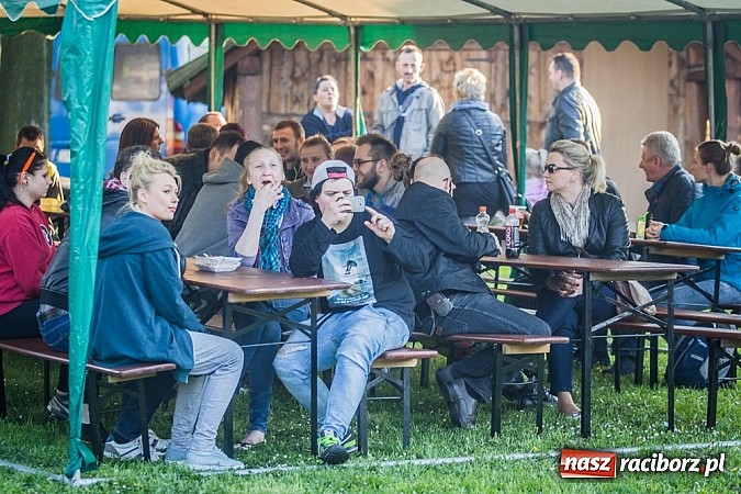 Zdjęcie w galerii na portalu naszraciborz.pl: Rockowa majówka w Strzesze z Oberschlesien wiadomości z regionu