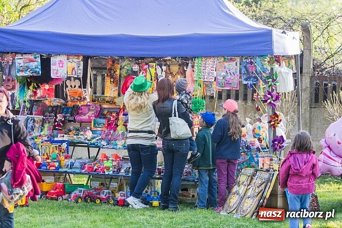 Zdjęcie w galerii na portalu naszraciborz.pl: Rockowa majówka w Strzesze z Oberschlesien wiadomości z regionu