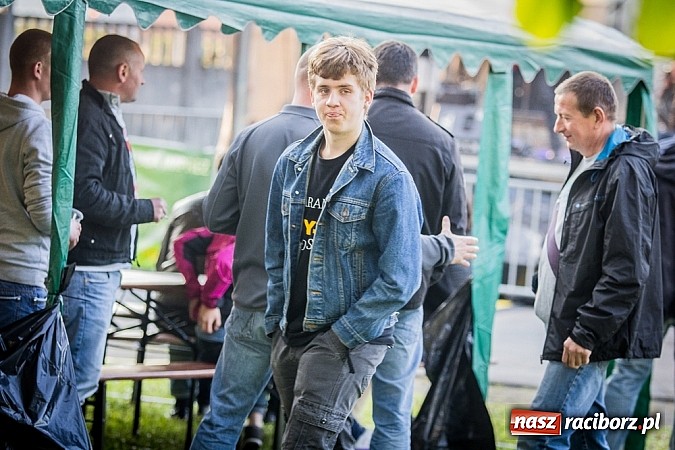 Zdjęcie w galerii na portalu naszraciborz.pl: Rockowa majówka w Strzesze z Oberschlesien wiadomości z regionu