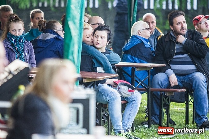 Zdjęcie w galerii na portalu naszraciborz.pl: Rockowa majówka w Strzesze z Oberschlesien wiadomości z regionu