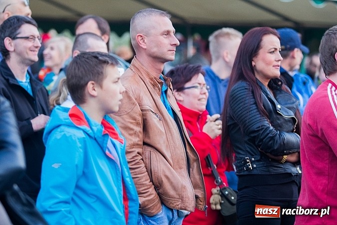 Zdjęcie w galerii na portalu naszraciborz.pl: Rockowa majówka w Strzesze z Oberschlesien wiadomości z regionu