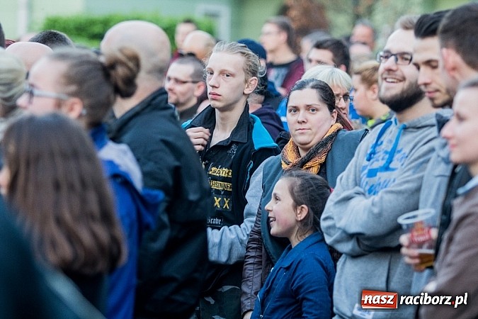 Zdjęcie w galerii na portalu naszraciborz.pl: Rockowa majówka w Strzesze z Oberschlesien wiadomości z regionu