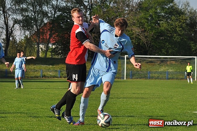 Zdjęcie w galerii na portalu naszraciborz.pl: Minimalna przegrana Unii z GTS-em Bojszowy wiadomości z regionu