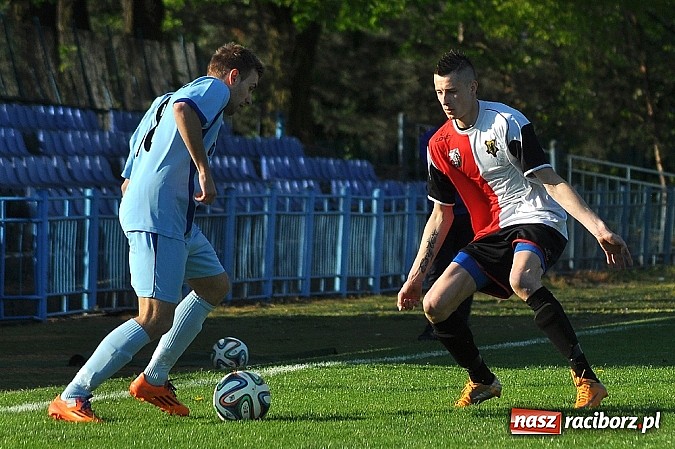 Zdjęcie w galerii na portalu naszraciborz.pl: Minimalna przegrana Unii z GTS-em Bojszowy wiadomości z regionu