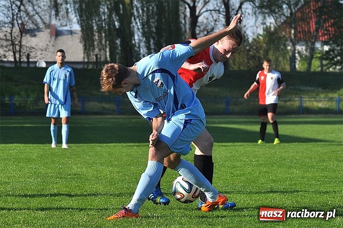 Zdjęcie w galerii na portalu naszraciborz.pl: Minimalna przegrana Unii z GTS-em Bojszowy wiadomości z regionu