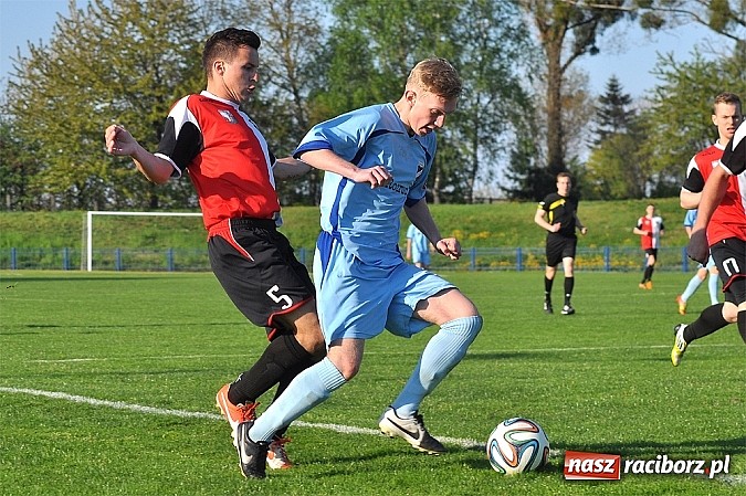 Zdjęcie w galerii na portalu naszraciborz.pl: Minimalna przegrana Unii z GTS-em Bojszowy wiadomości z regionu