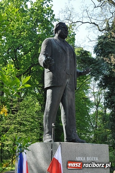 Zdjęcie w galerii na portalu naszraciborz.pl: Wspomnieli walkę Arki Bożka o polski Racibórz wiadomości z regionu