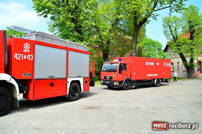 Zdjęcie w galerii na portalu naszraciborz.pl: Rozszczelnienie cysterny z amoniakiem na stacji w Chałupkach  wiadomości z regionu