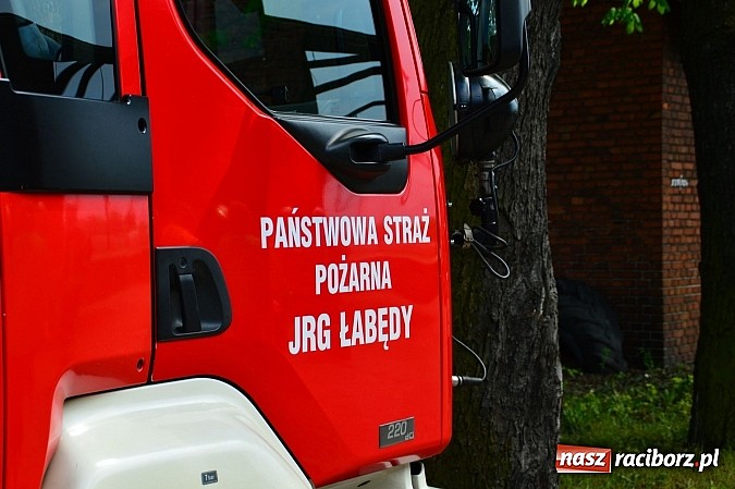 Zdjęcie w galerii na portalu naszraciborz.pl: Rozszczelnienie cysterny z amoniakiem na stacji w Chałupkach  wiadomości z regionu