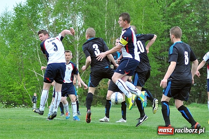 Zdjęcie w galerii na portalu naszraciborz.pl: B klasa: Pewna wygrana Kobyli z Lyskami wiadomości z regionu