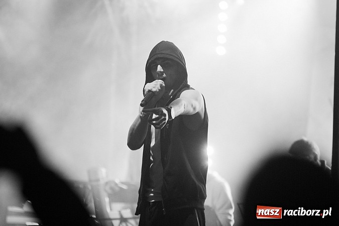 Zdjęcie w galerii na portalu naszraciborz.pl: Trzeci dzień majówki w Nędzy z Bednarkiem na finał wiadomości z regionu