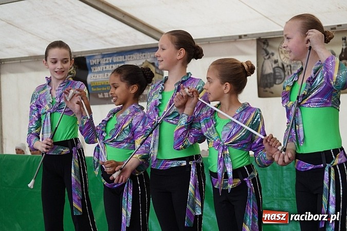 Zdjęcie w galerii na portalu naszraciborz.pl: Trzeci dzień majówki w Nędzy z Bednarkiem na finał wiadomości z regionu