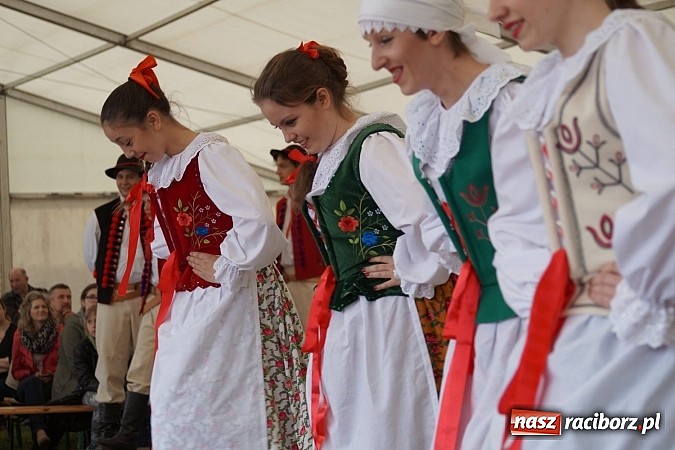 Zdjęcie w galerii na portalu naszraciborz.pl: Trzeci dzień majówki w Nędzy z Bednarkiem na finał wiadomości z regionu