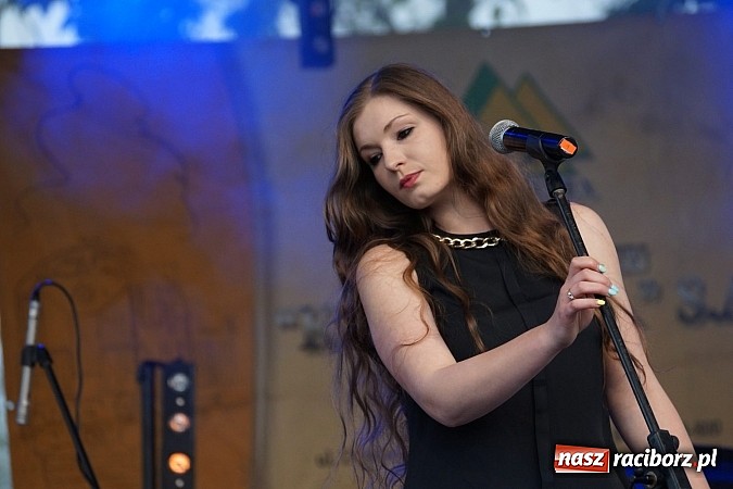 Zdjęcie w galerii na portalu naszraciborz.pl: Trzeci dzień majówki w Nędzy z Bednarkiem na finał wiadomości z regionu