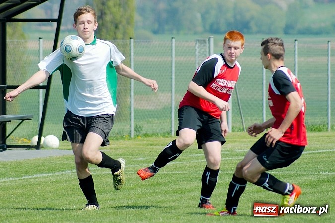 Zdjęcie w galerii na portalu naszraciborz.pl: Juniorzy Borucina bezlitośni dla nieboczowskiej Odry wiadomości z regionu